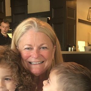 Meet your Posher, Paula